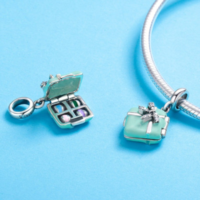 Zawieszka Zielona walizka