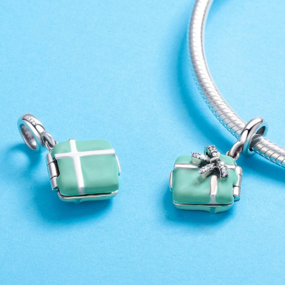 Zawieszka Zielona walizka