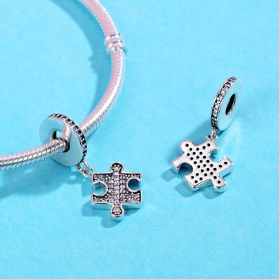 Zawieszka Srebrny Puzzel z Cyrkoniami – Srebro 925