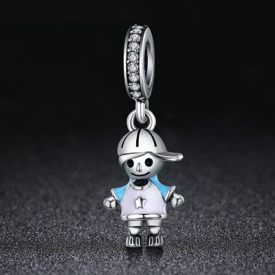 Zawieszka Chłopiec w Czapce – Srebro 925 Emalia