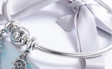 Srebrne zawieszki i charmsy dla dziewczynki